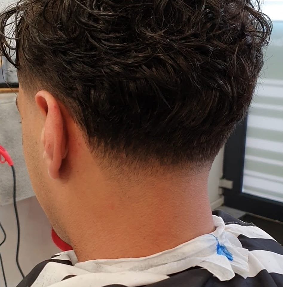 Dégradé sur cheveux bouclés